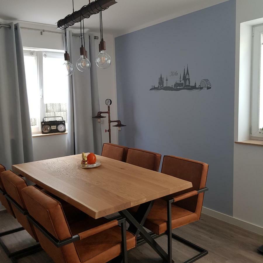 Petit Bagage 2019 Neueroeffnung Lägenhet Sankt Augustin Exteriör bild