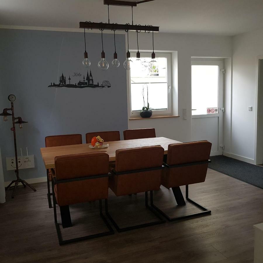 Petit Bagage 2019 Neueroeffnung Lägenhet Sankt Augustin Exteriör bild